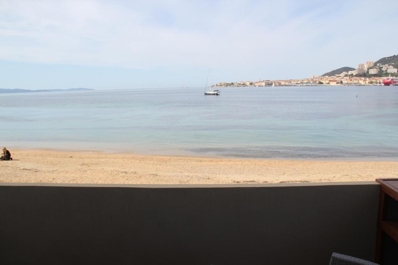 Studio Pieds Dans L'Eau أجاكسيو المظهر الخارجي الصورة
